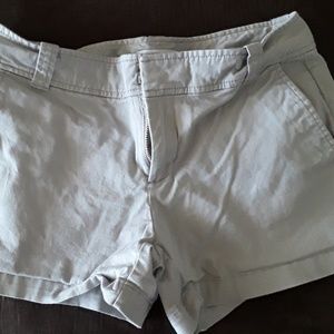 NEW YORK & CO Shorts